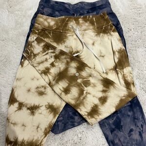 lululemon athletica Tan Tie-Dye Joggers ( set of 2)